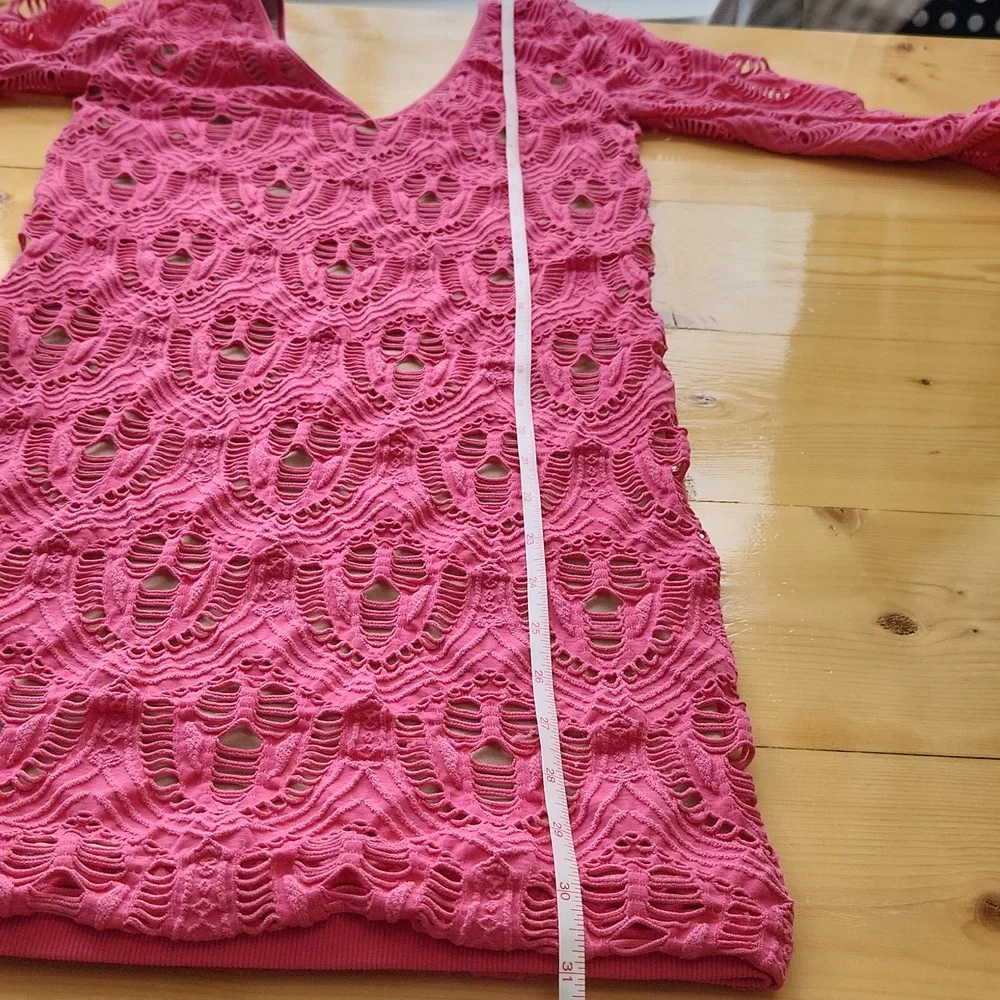 Bebe Lace Overlay Fitted Long Sleeve Dress Pink Cream M L - Picture 13 of 15